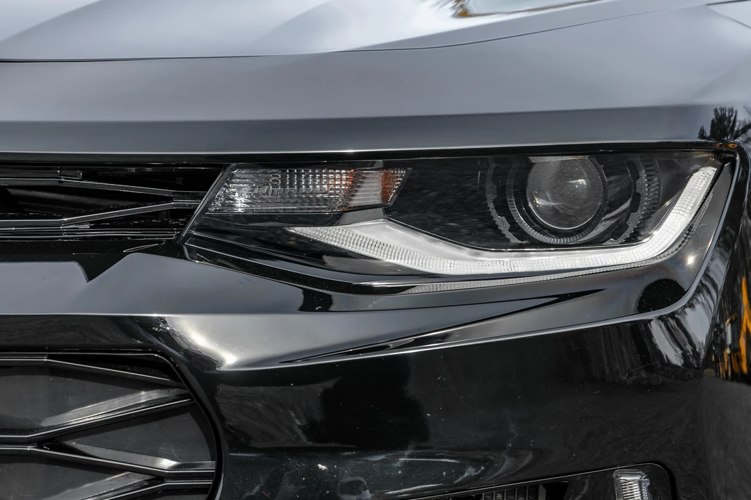 2018 Chevrolet Camaro SS 6th Gen - Image 12 of 31