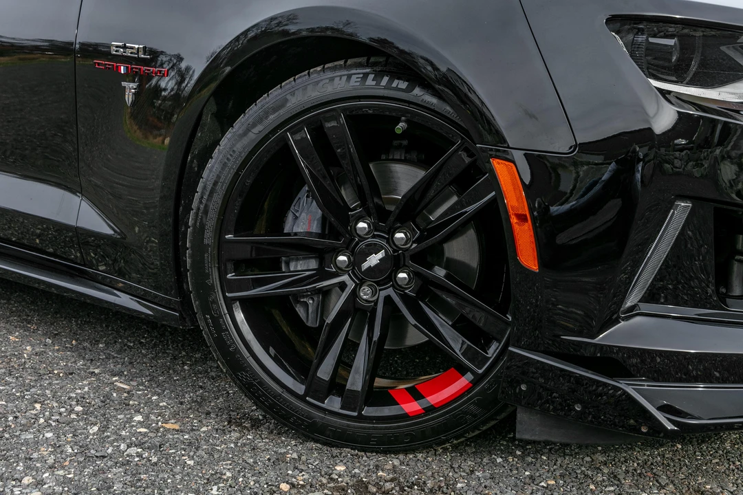 2018 Chevrolet Camaro SS 6th Gen - Image 27 of 31