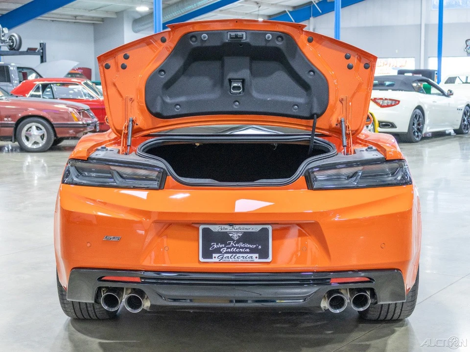 2018 Chevrolet Camaro SS 6th Gen - Image 17 of 21