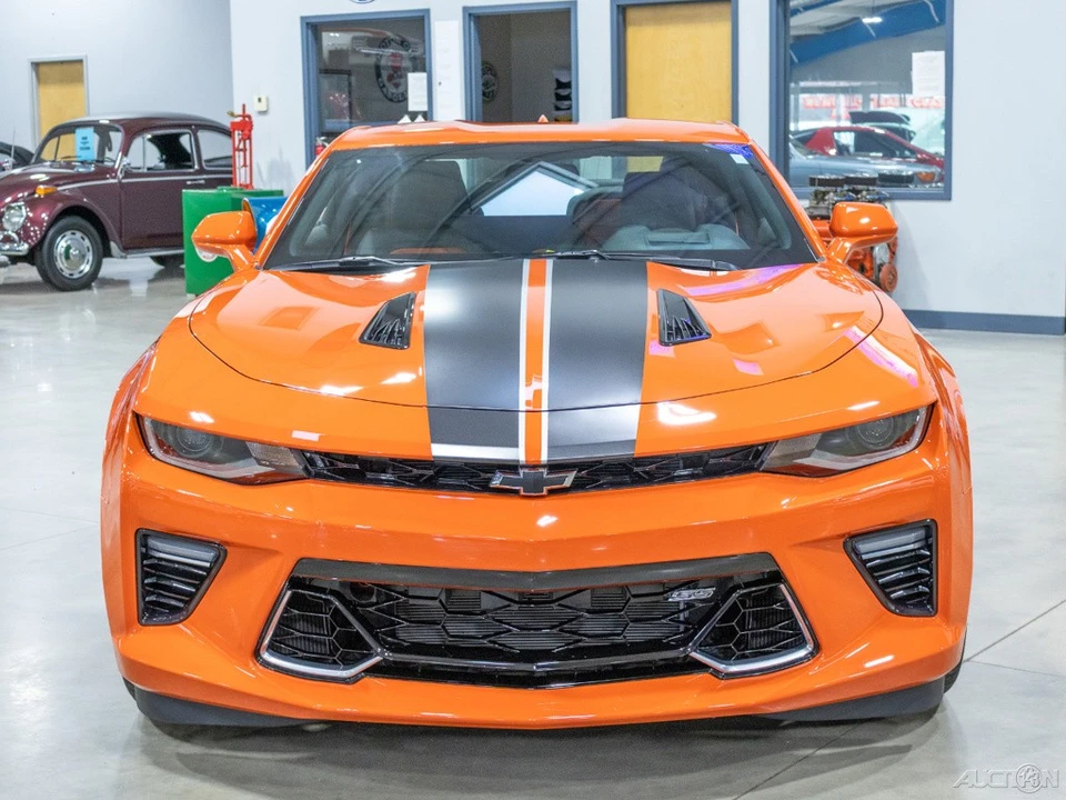 2018 Chevrolet Camaro SS 6th Gen - Image 2 of 21