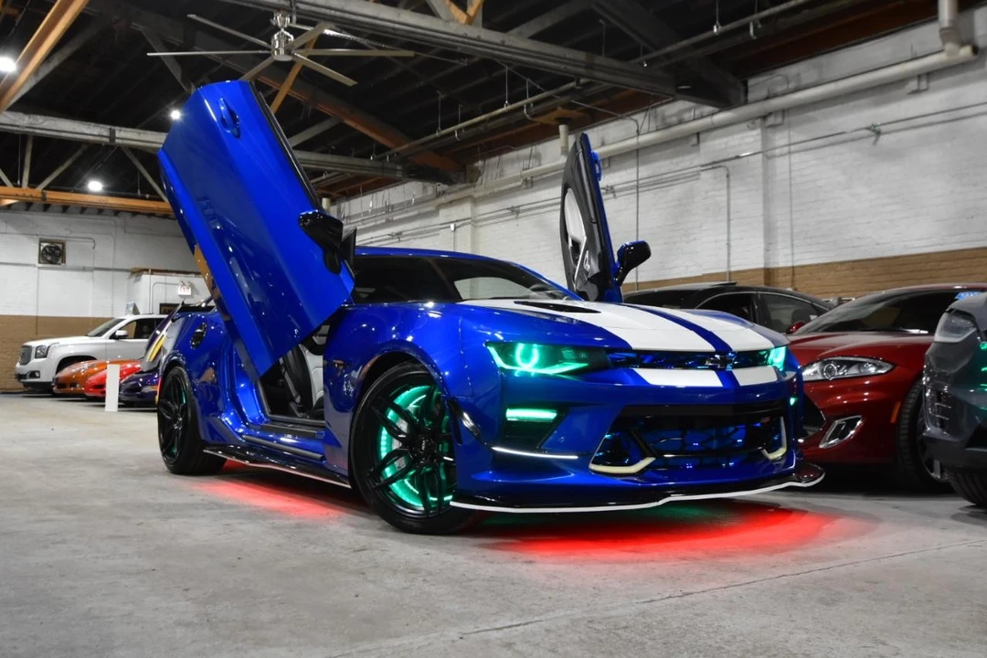 2018 Chevrolet Camaro SS 6th Gen - Image 4 of 12