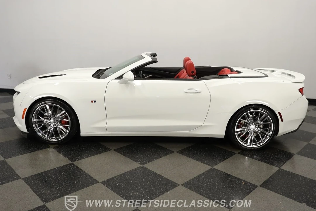2018 Chevrolet Camaro SS 6th Gen - Image 3 of 12