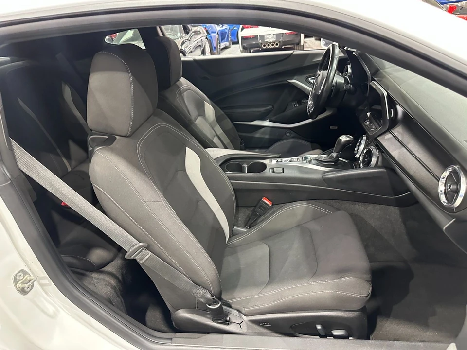 2018 Chevrolet Camaro 6th Gen - Image 19 of 21