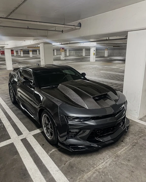 2018 Chevrolet Camaro - Image 10 of 15