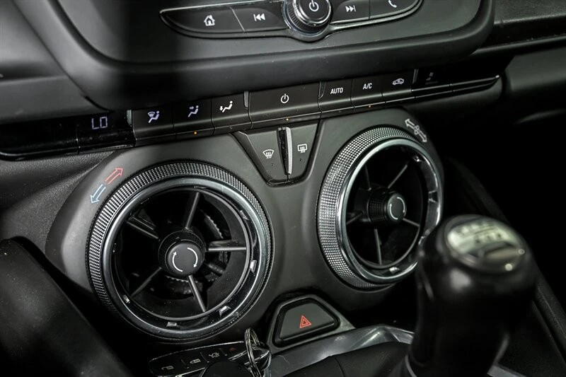 2018 Chevrolet Camaro 6th Gen - Image 24 of 27