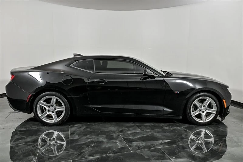 2018 Chevrolet Camaro 6th Gen - Image 10 of 27