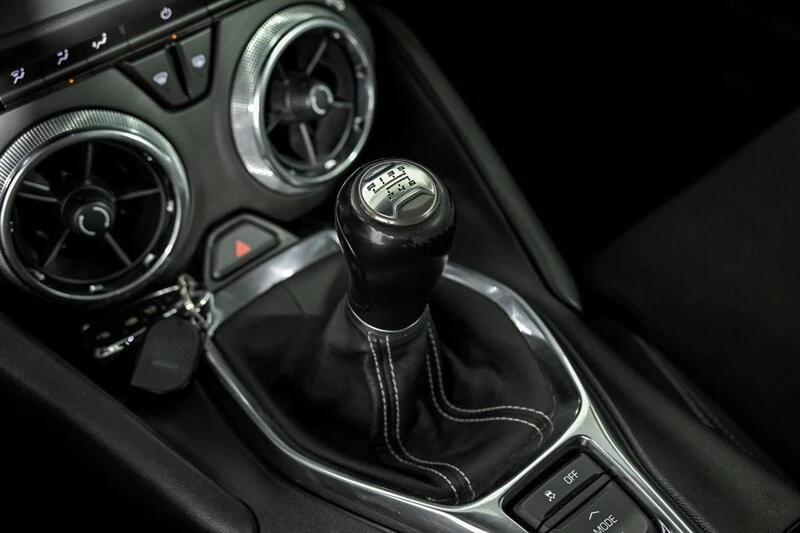 2018 Chevrolet Camaro 6th Gen - Image 25 of 27