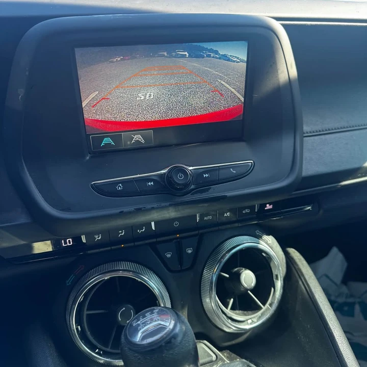 2018 Chevrolet Camaro 6th Gen - Image 9 of 16