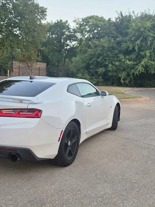 2018 Chevrolet Camaro 6th Gen - Image 5 of 13