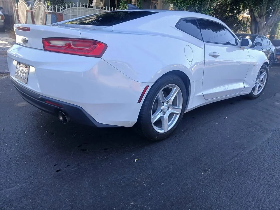 2018 Chevrolet Camaro 6th Gen - Image 2 of 20