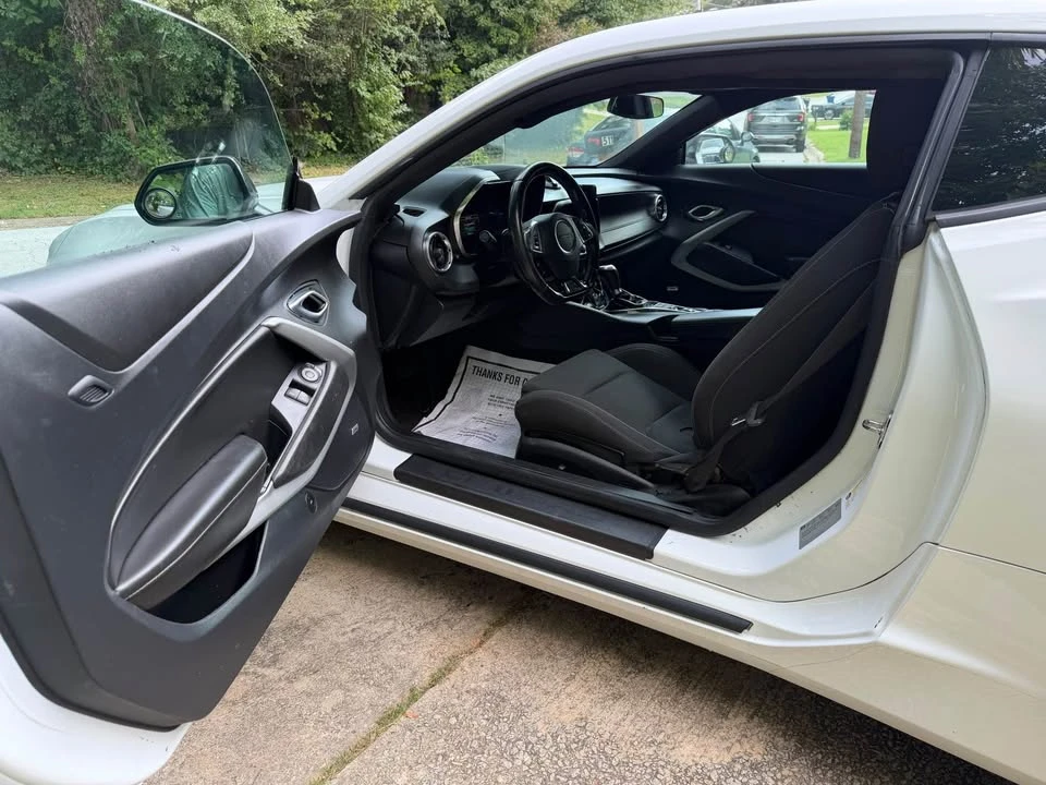 2018 Chevrolet Camaro 6th Gen - Image 9 of 10