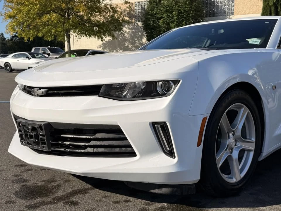 2018 Chevrolet Camaro 6th Gen - Image 9 of 10