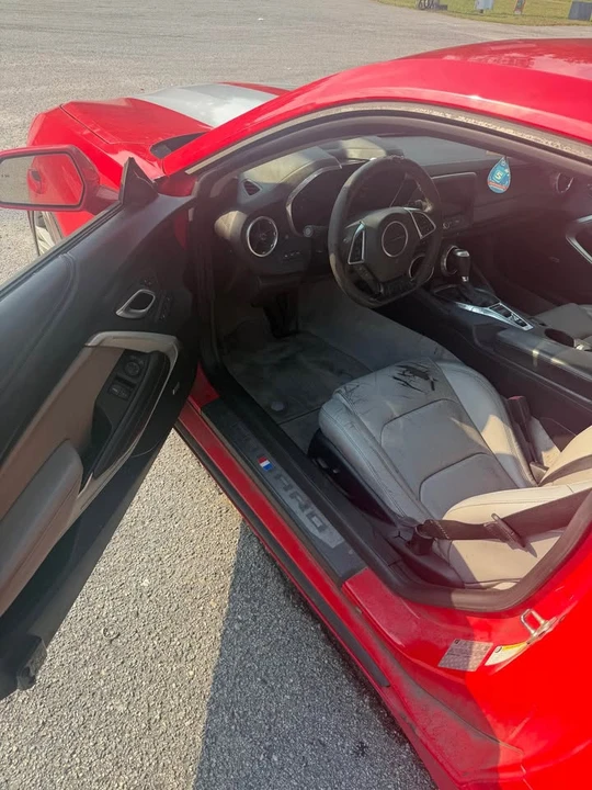 2018 Chevrolet Camaro 6th Gen - Image 10 of 11