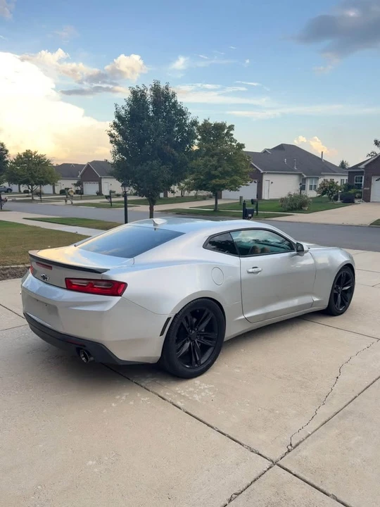 2018 Chevrolet Camaro 6th Gen - Image 5 of 17