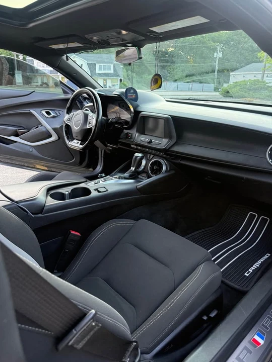 2018 Chevrolet Camaro 6th Gen - Image 9 of 11
