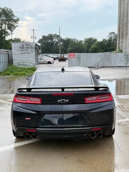 2018 Chevrolet Camaro SS 6th Gen - Image 4 of 8