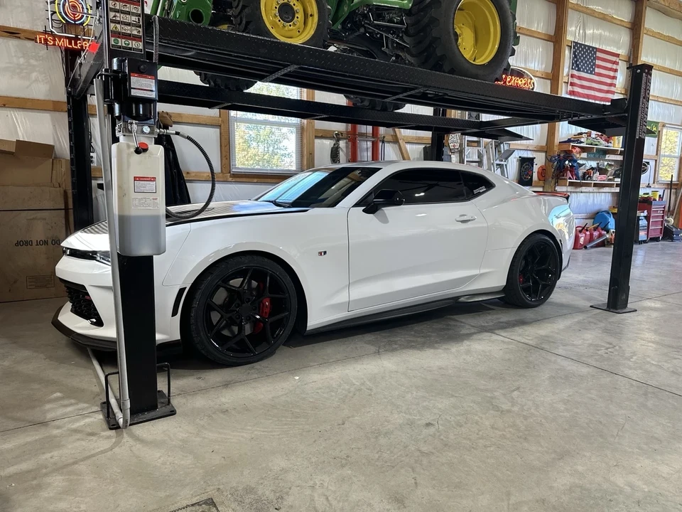 2018 Chevrolet Camaro SS 6th Gen - Image 2 of 10