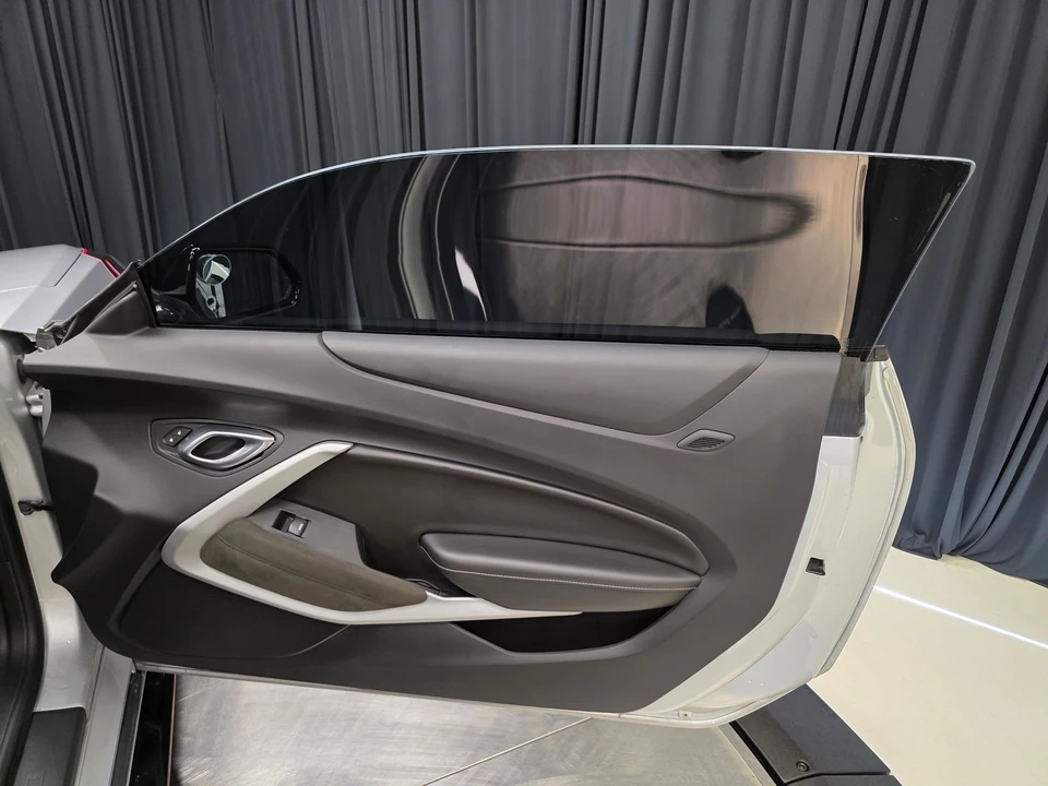 2018 Chevrolet Camaro SS 6th Gen - Image 28 of 31