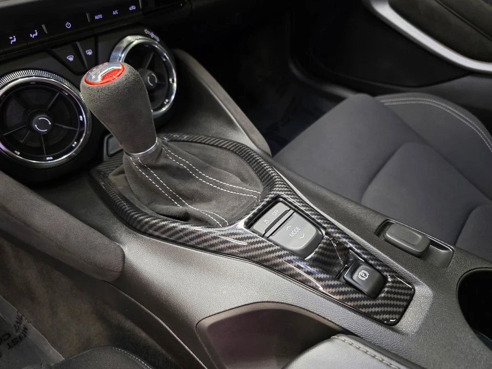 2018 Chevrolet Camaro SS 6th Gen - Image 25 of 31