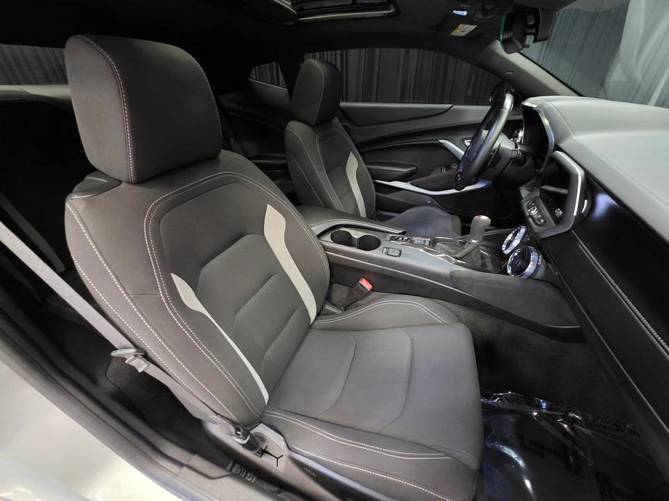 2018 Chevrolet Camaro SS 6th Gen - Image 30 of 31