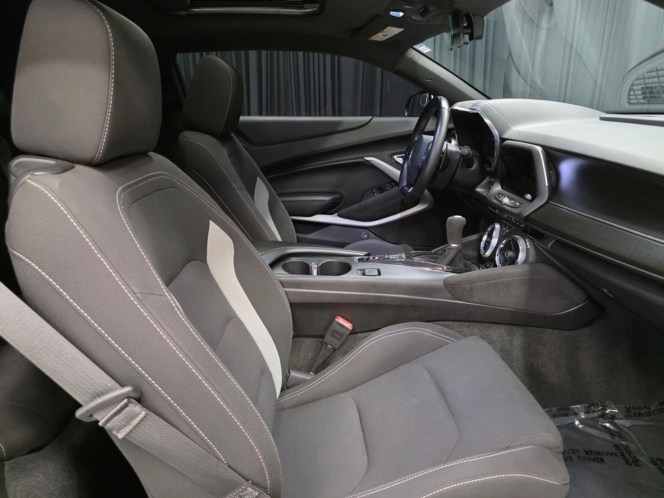 2018 Chevrolet Camaro SS 6th Gen - Image 29 of 31