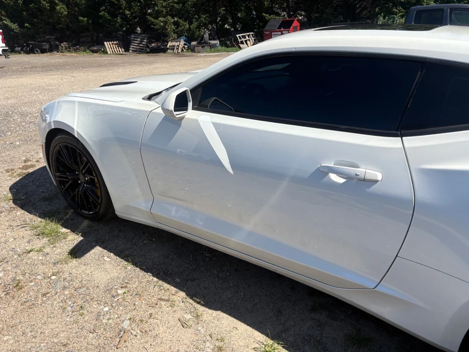 2018 Chevrolet Camaro SS 6th Gen - Image 17 of 21