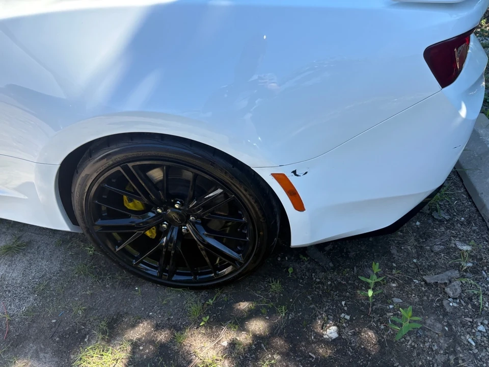 2018 Chevrolet Camaro SS 6th Gen - Image 19 of 21