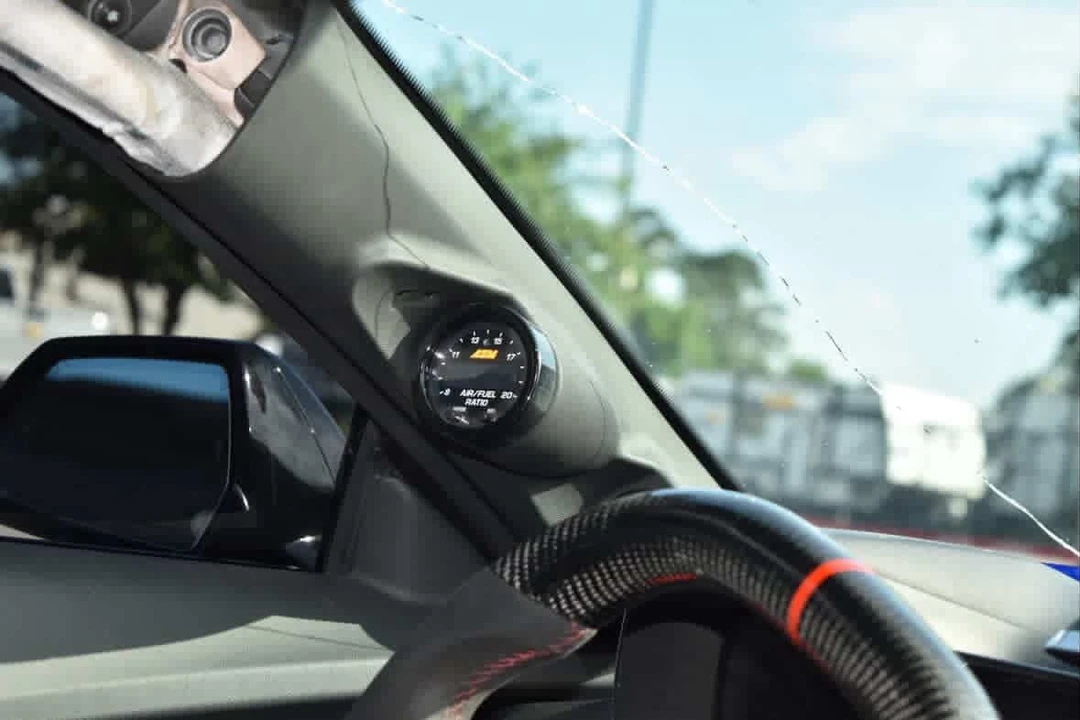2018 Chevrolet Camaro SS 6th Gen - Image 9 of 13