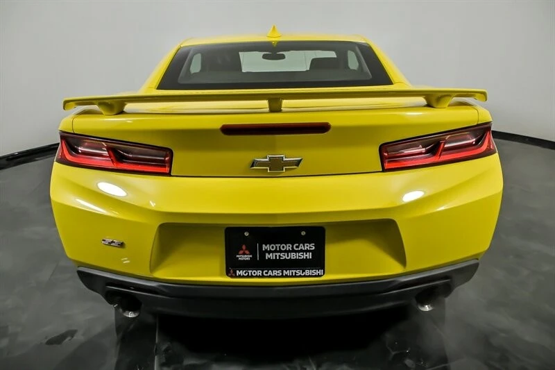 2018 Chevrolet Camaro SS 6th Gen - Image 8 of 30
