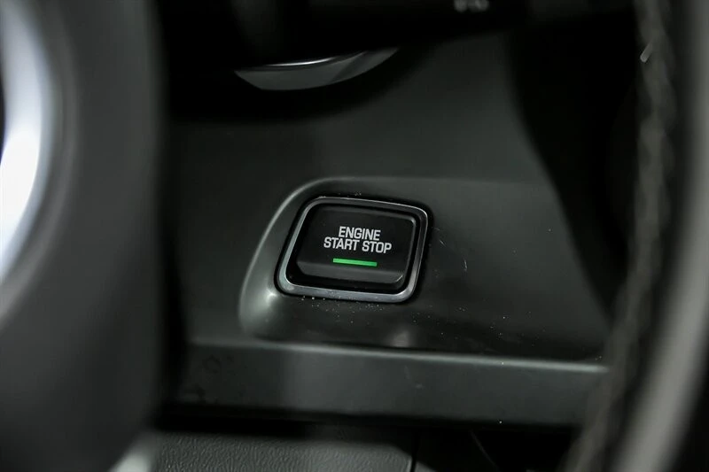 2018 Chevrolet Camaro SS 6th Gen - Image 24 of 30