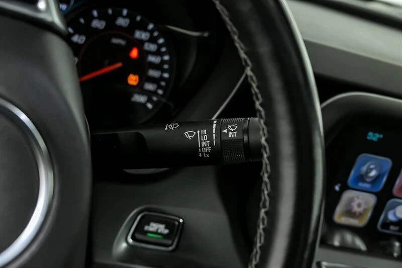 2018 Chevrolet Camaro SS 6th Gen - Image 23 of 30