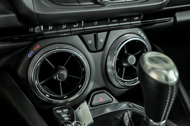 2018 Chevrolet Camaro SS 6th Gen - Image 27 of 30