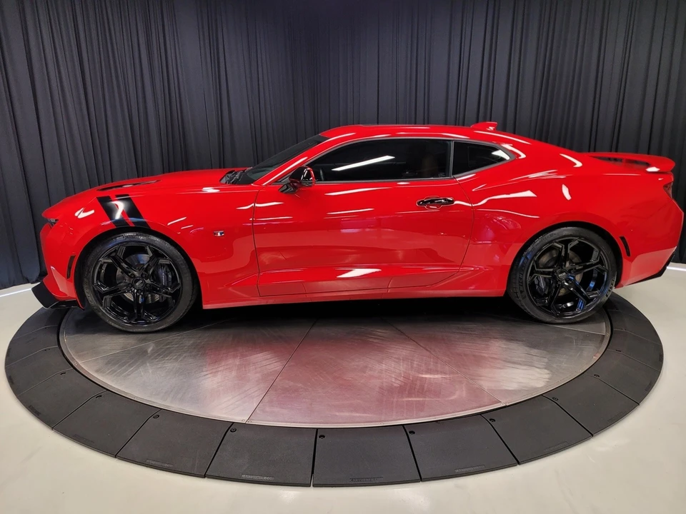 2018 Chevrolet Camaro SS 6th Gen - Image 8 of 12