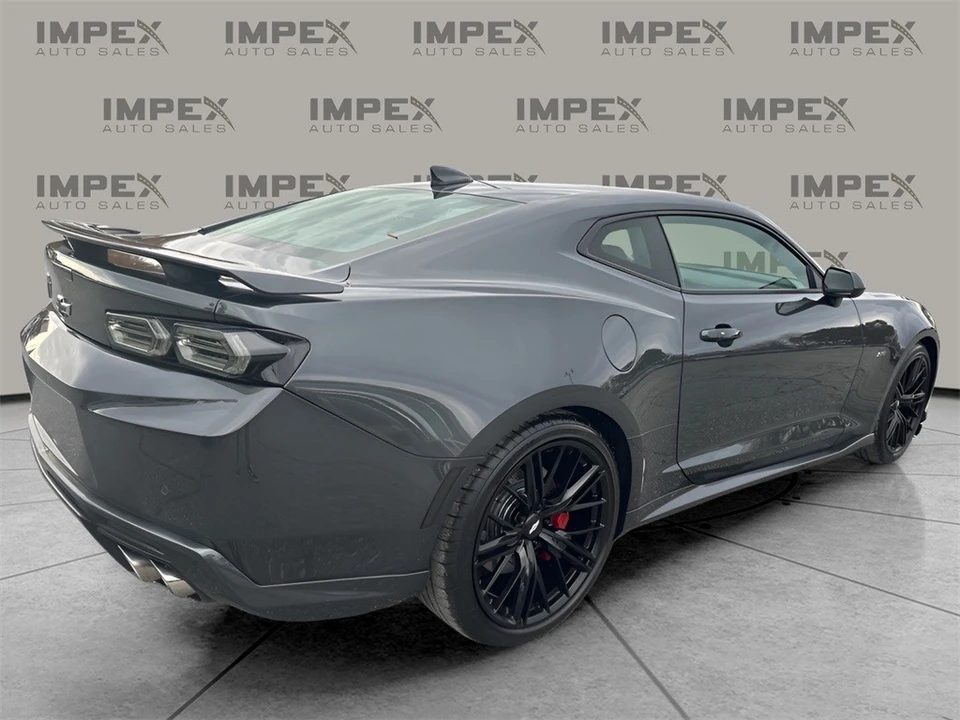 2018 Chevrolet Camaro SS 6th Gen - Image 5 of 12