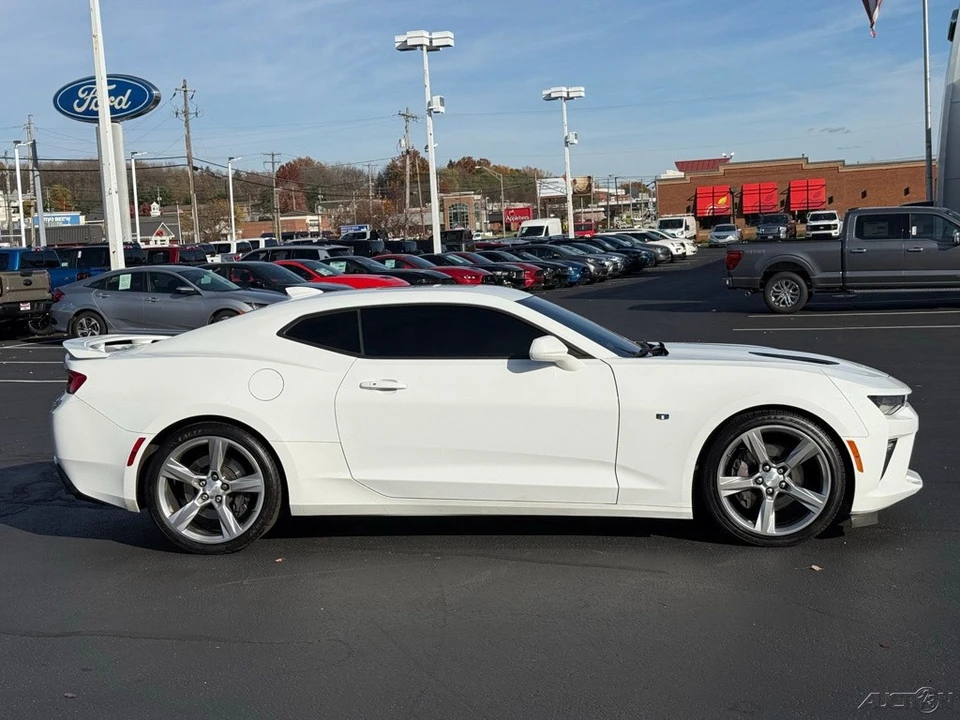 2018 Chevrolet Camaro SS 6th Gen - Image 2 of 12