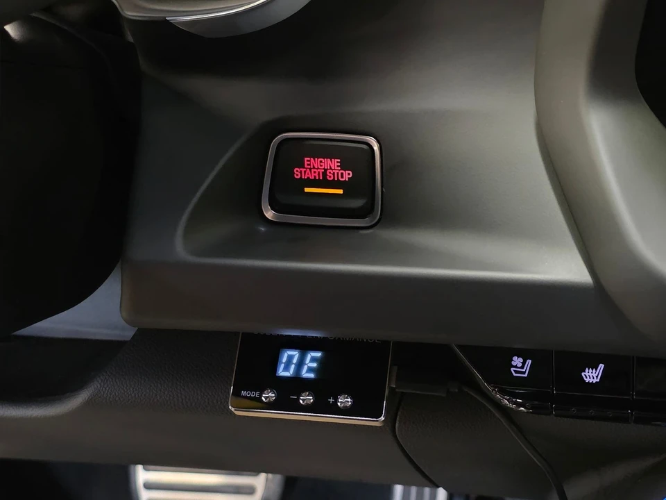 2018 Chevrolet Camaro SS 6th Gen - Image 23 of 31