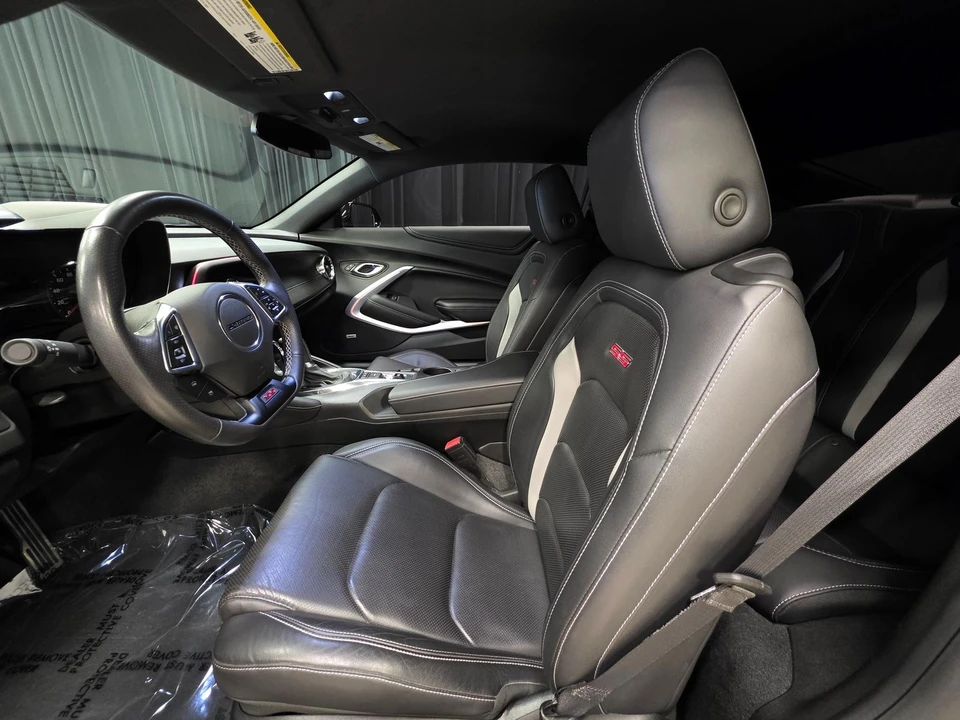 2018 Chevrolet Camaro SS 6th Gen - Image 17 of 31