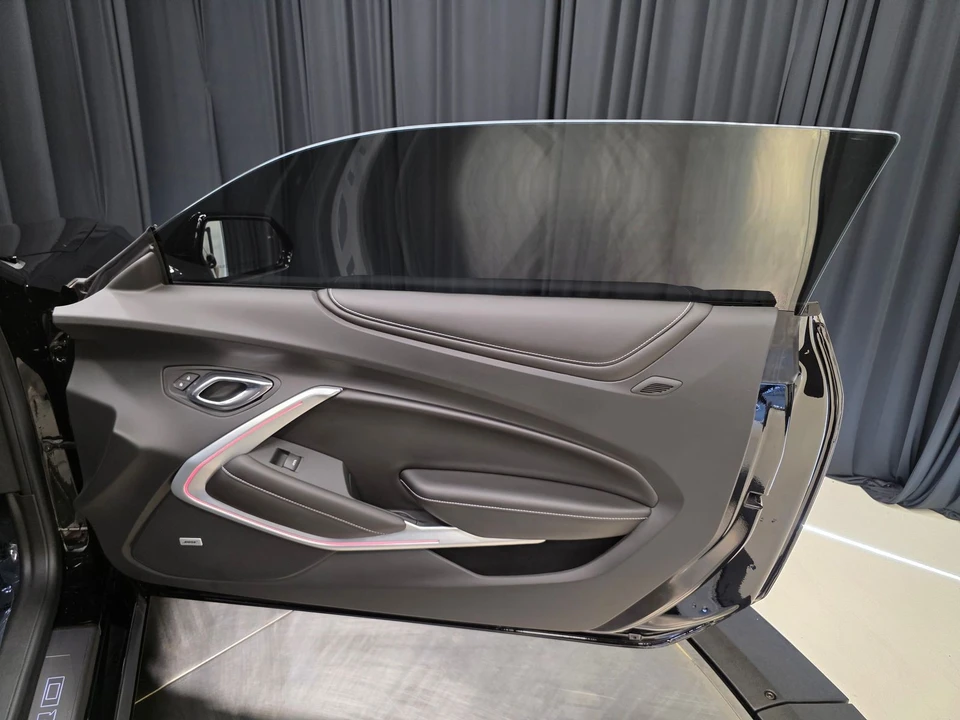2018 Chevrolet Camaro SS 6th Gen - Image 30 of 31