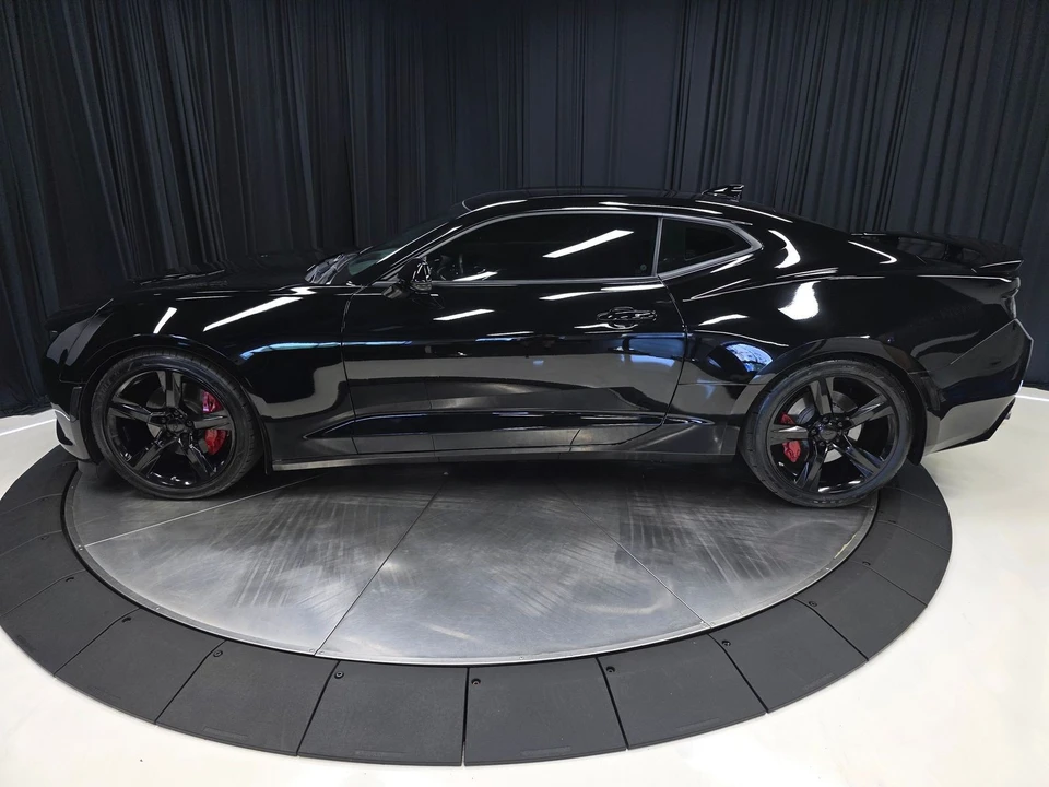 2018 Chevrolet Camaro SS 6th Gen - Image 8 of 31