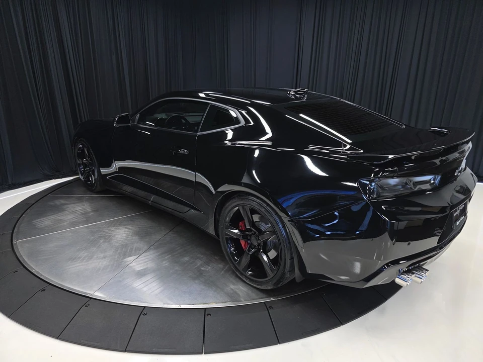 2018 Chevrolet Camaro SS 6th Gen - Image 9 of 31