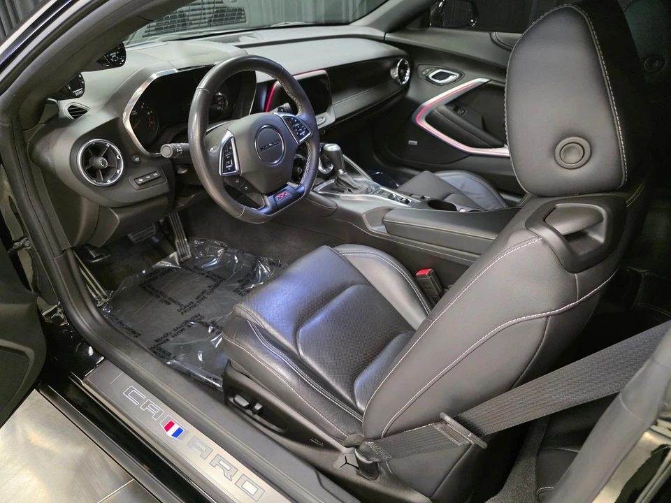 2018 Chevrolet Camaro SS 6th Gen - Image 19 of 31