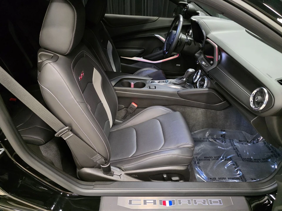 2018 Chevrolet Camaro SS 6th Gen - Image 2 of 31