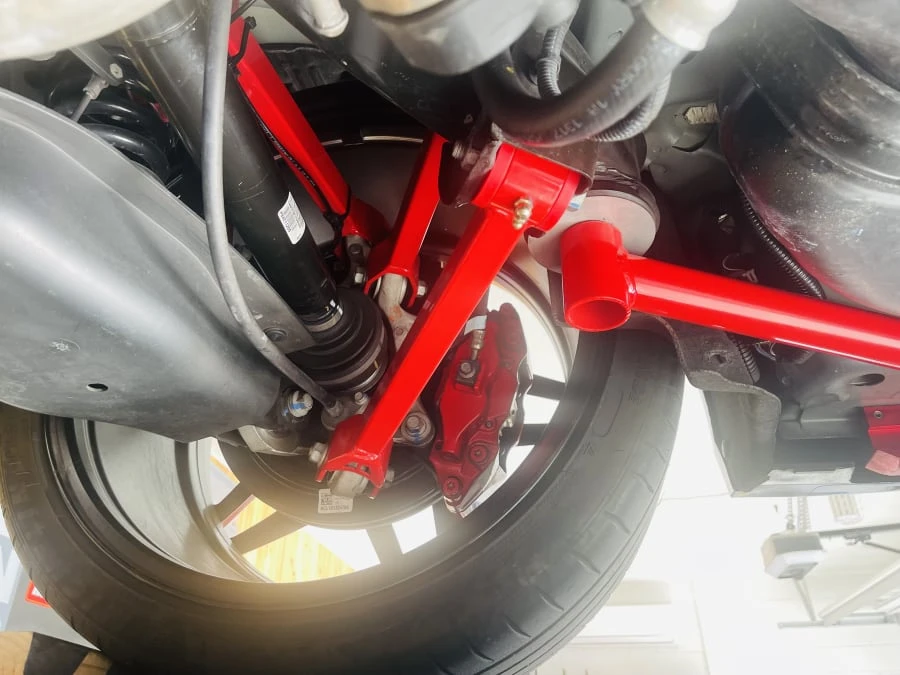 2018 Chevrolet Camaro SS 6th Gen - Image 12 of 13