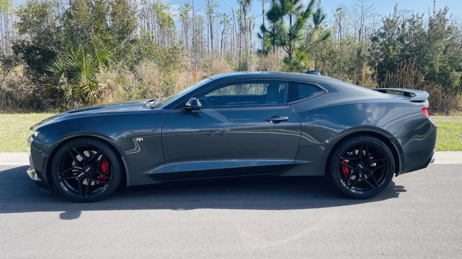 2018 Chevrolet Camaro SS 6th Gen - Image 2 of 13