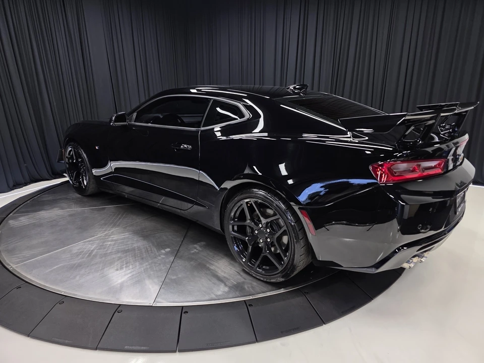 2018 Chevrolet Camaro SS 6th Gen - Image 9 of 12