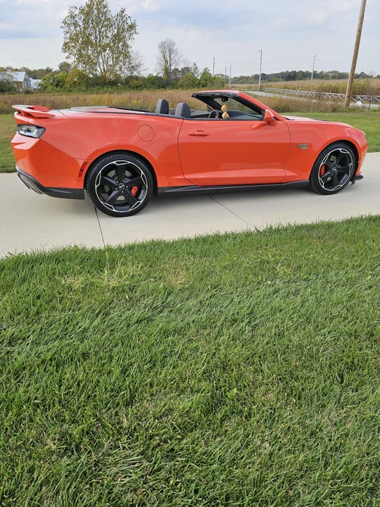 2018 Chevrolet Camaro SS 6th Gen - Image 2 of 21
