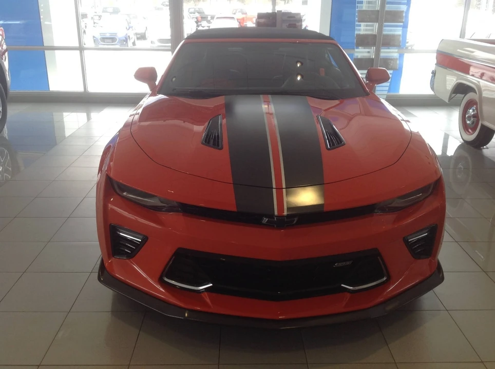 2018 Chevrolet Camaro SS 6th Gen - Image 12 of 21