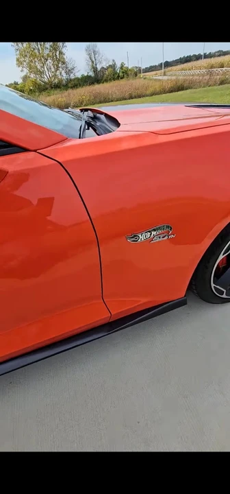 2018 Chevrolet Camaro SS 6th Gen - Image 19 of 21