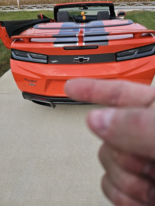 2018 Chevrolet Camaro SS 6th Gen - Image 10 of 21