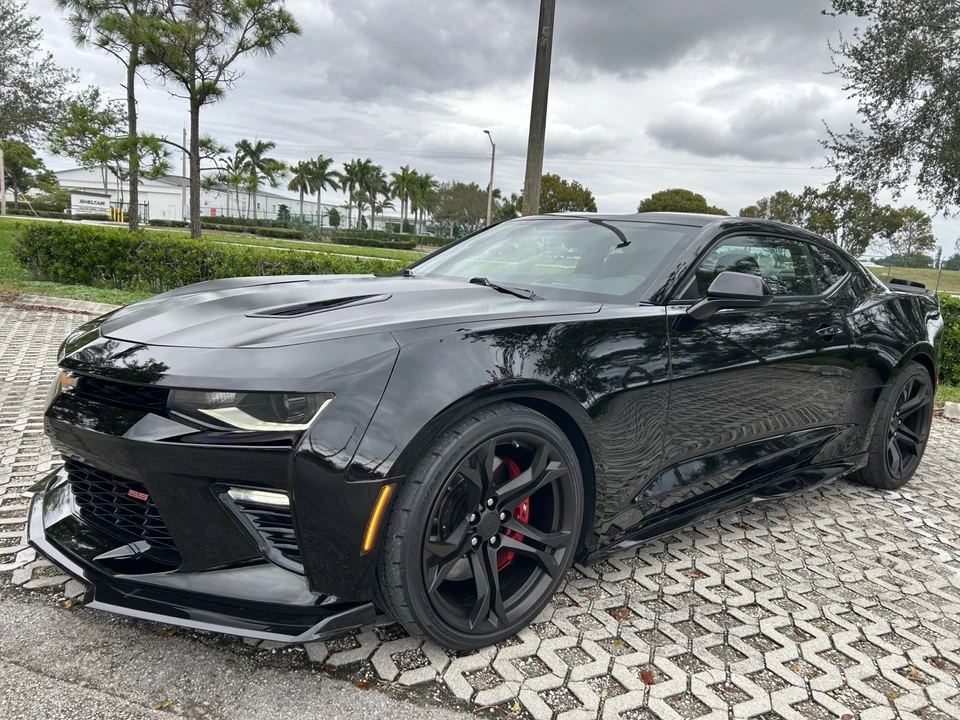 2018 Chevrolet Camaro SS 6th Gen - Image 14 of 21